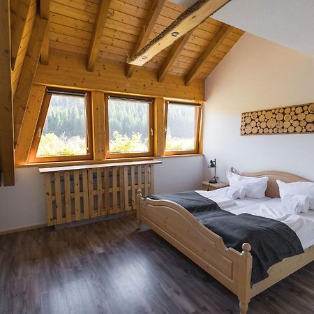 Berghotel Und Restaurant Kraeuter Chalet Furtwangen Esterno foto